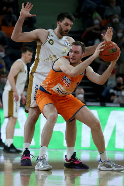 内部调整是 内部调整是